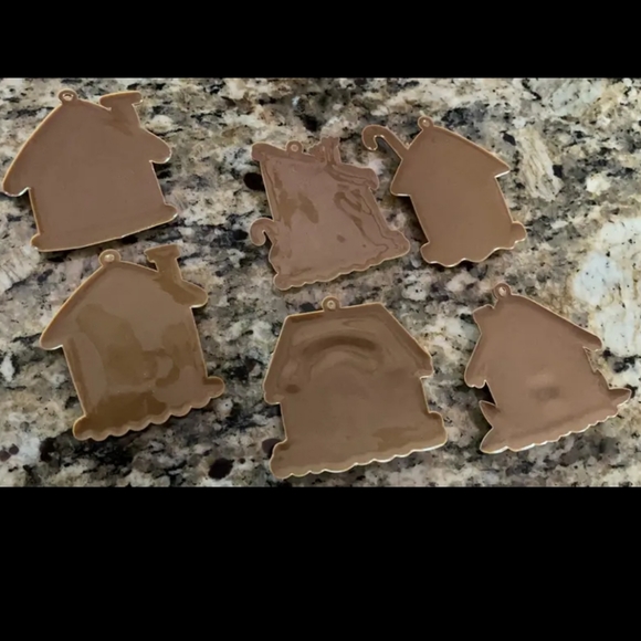 COPY - New set of gingerbread house rubber Christmas tree ornaments - Picture 6 of 7